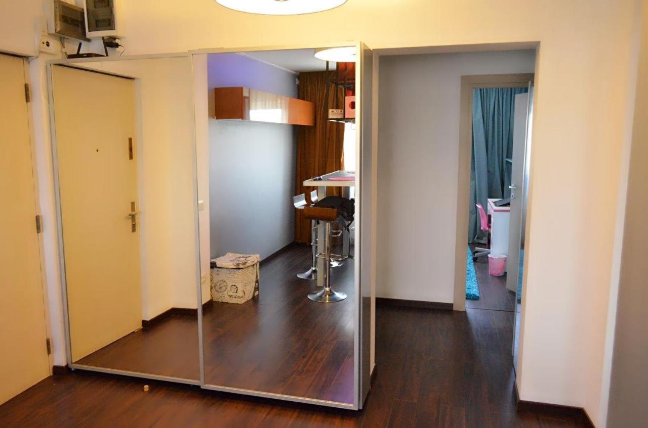 ブカレストApartament Confort Panuアパートメント エクステリア 写真